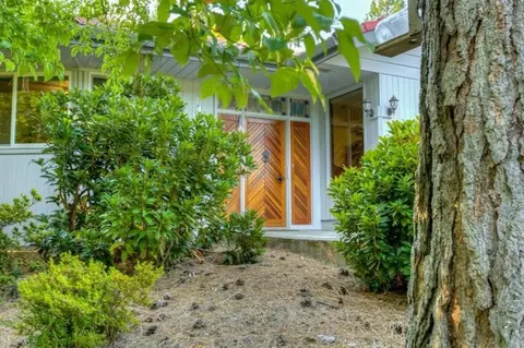 677 Towne St, Grants Pass, OR 97527 photo 9