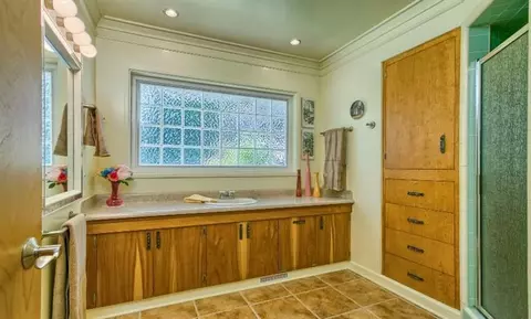 677 Towne St, Grants Pass, OR 97527 photo 32
