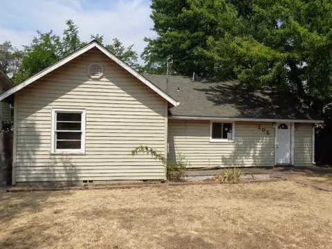 205 Elm, Phoenix, OR 97535 photo 1