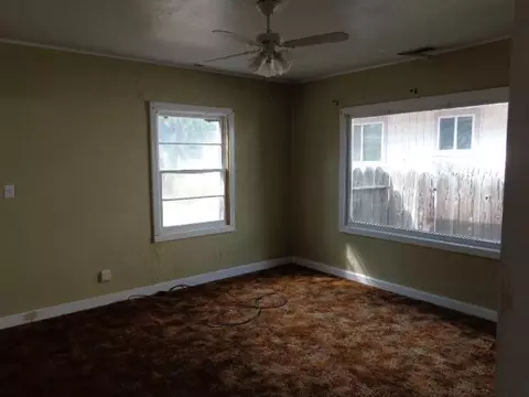 205 Elm, Phoenix, OR 97535 photo 9