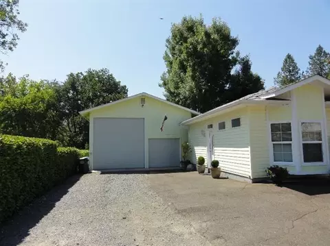 387 Crestview Loop, Grants Pass, OR 97527 photo 20
