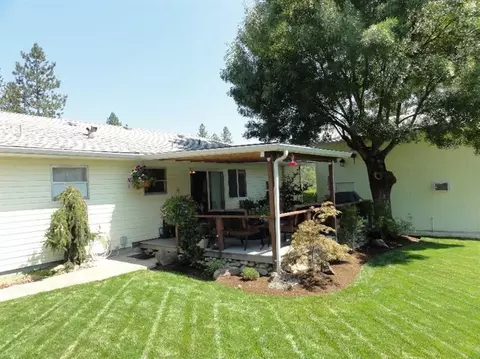 387 Crestview Loop, Grants Pass, OR 97527 photo 17