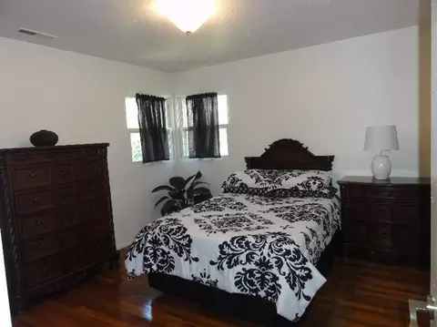 387 Crestview Loop, Grants Pass, OR 97527 photo 12