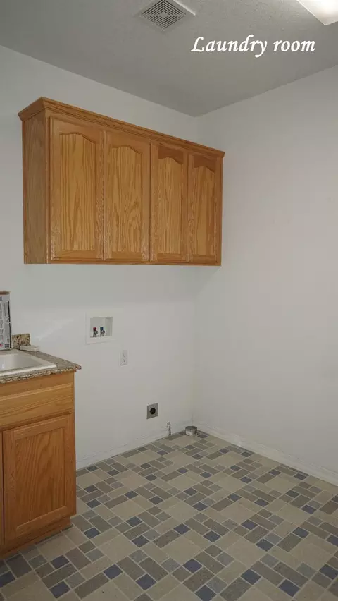 2304 Devonshire, Central Point, OR 97502 photo 16