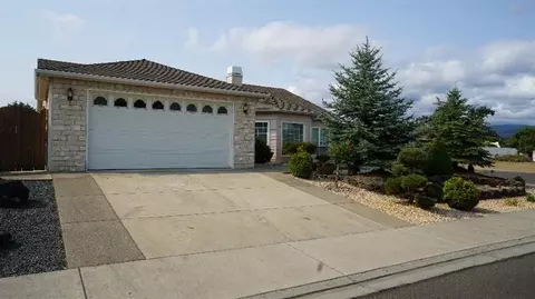2304 Devonshire, Central Point, OR 97502 photo 9