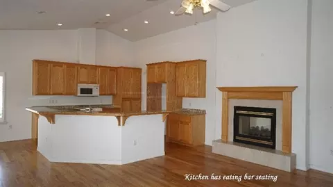 2304 Devonshire, Central Point, OR 97502 photo 2