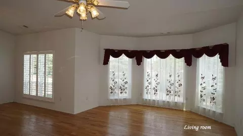 2304 Devonshire, Central Point, OR 97502 photo 4