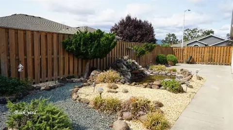 2304 Devonshire, Central Point, OR 97502 photo 12