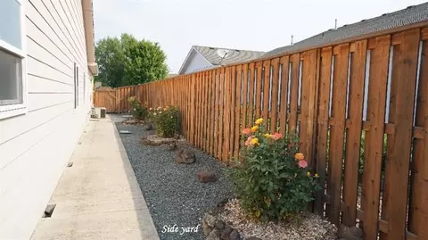 2304 Devonshire, Central Point, OR 97502 photo 13