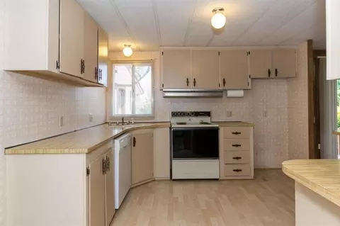 6960 Pinehurst St, Central Point, OR 97502 photo 10