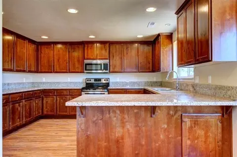 379 N Deanjou Ave, Eagle Point, OR 97524 photo 10