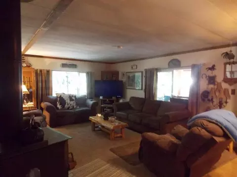 302 Arrowhead, O'brien, OR 97534 photo 4