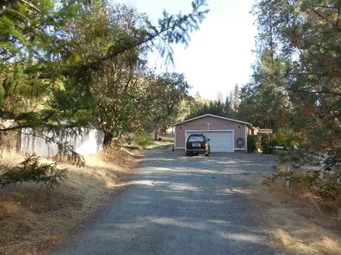 960 Messinger Rd, Grants Pass, OR 97527 photo 21