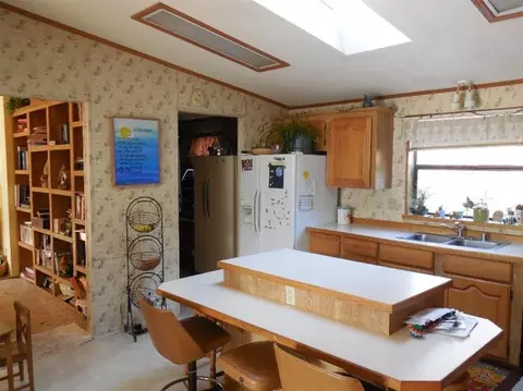960 Messinger Rd, Grants Pass, OR 97527 photo 8