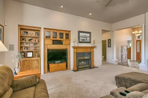 331 Augusta Ct, Eagle Point, OR 97524 photo 8