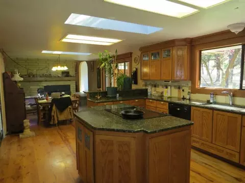 2320 Long Branch Rd, Eagle Point, OR 97524 photo 8