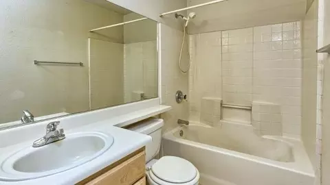 630 Clear View Way, Eagle Point, OR 97524 photo 21