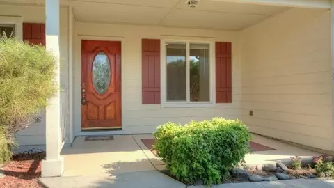 630 Clear View Way, Eagle Point, OR 97524 photo 4