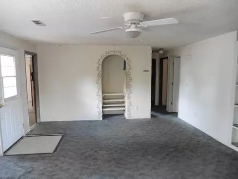 620 Freeman, Central Point, OR 97502 photo 3
