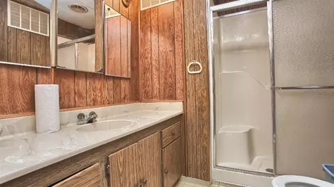 14111 Table Rock Rd, Central Point, OR 97502 photo 9
