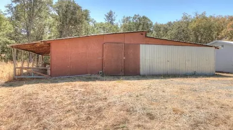 14111 Table Rock Rd, Central Point, OR 97502 photo 5