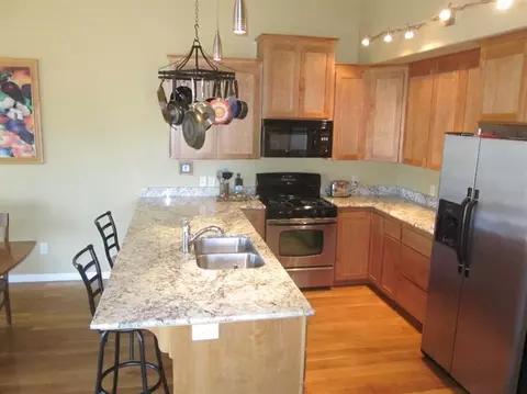 953 Stonewater Dr, Eagle Point, OR 97524 photo 8