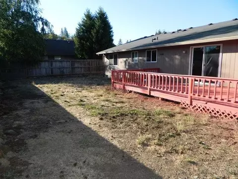 63 Christa Ln, Eagle Point, OR 97524 photo 6