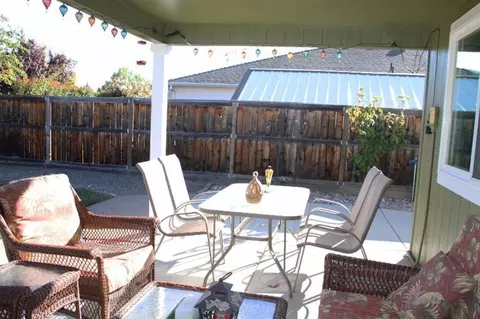 2585 Devonshire Pl, Central Point, OR 97502 photo 29