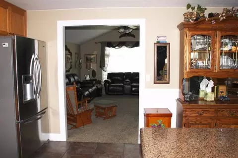 2585 Devonshire Pl, Central Point, OR 97502 photo 11