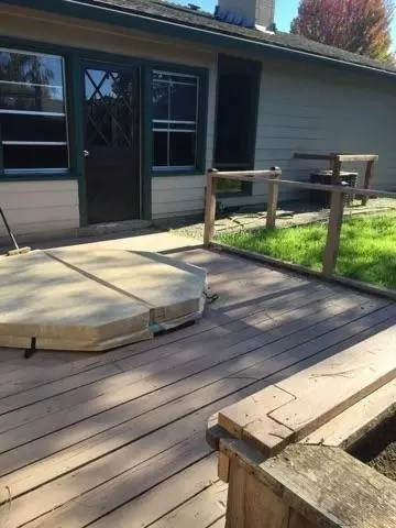 1111 Temple Dr, Central Point, OR 97502 photo 4
