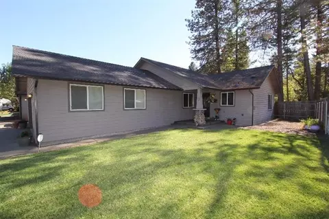 501 E River Rd, Cave Junction, OR 97523 photo 3