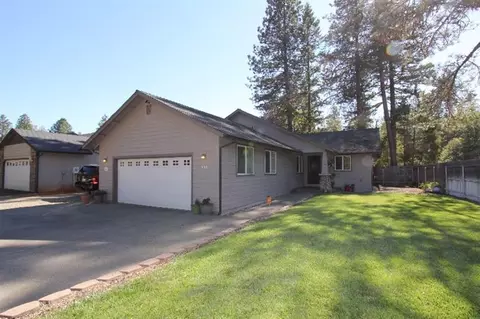 501 E River Rd, Cave Junction, OR 97523 photo 1