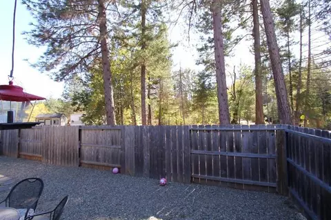 501 E River Rd, Cave Junction, OR 97523 photo 23