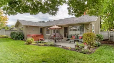 63 Freshwater Dr, Phoenix, OR 97535 photo 27