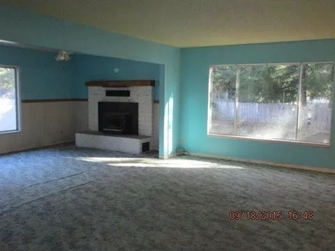 724 N Old Stage Rd, Cave Junction, OR 97523 photo 3