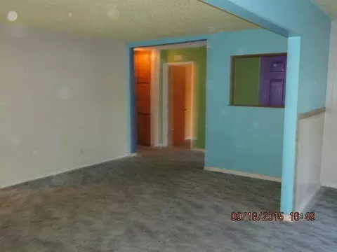 724 N Old Stage Rd, Cave Junction, OR 97523 photo 4