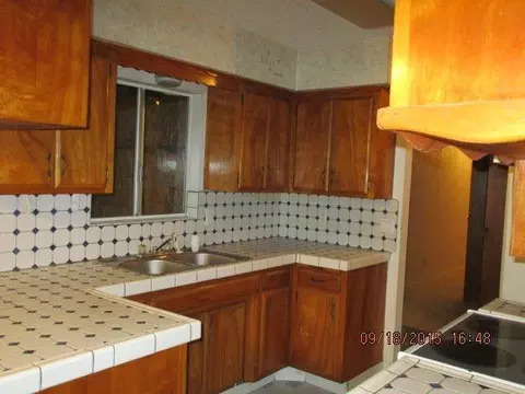 724 N Old Stage Rd, Cave Junction, OR 97523 photo 2