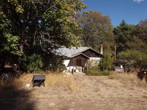 4840 Dick George Rd, Cave Junction, OR 97523 photo 1