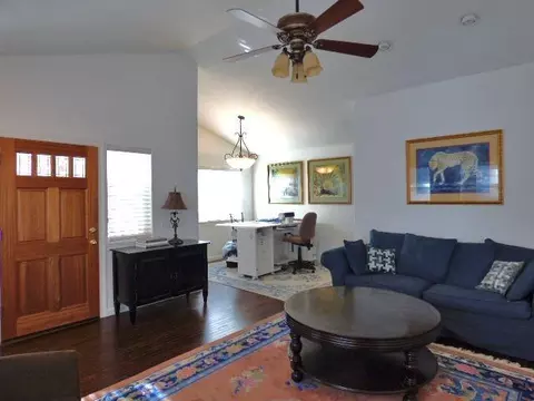 116 Alida St, Ashland, OR 97520 photo 2