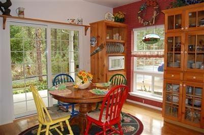 907 Stringer Gap Rd, Grants Pass, OR 97527 photo 4