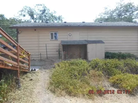 233 Entrada Rd, Eagle Point, OR 97524 photo 1