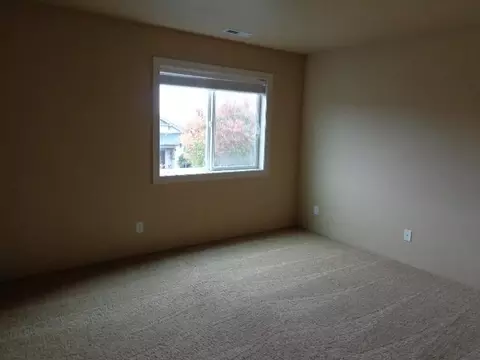 1119 Rustler Peak St, Central Point, OR 97502 photo 10