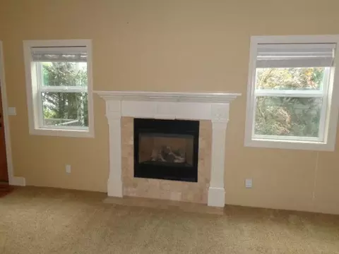 1119 Rustler Peak St, Central Point, OR 97502 photo 2