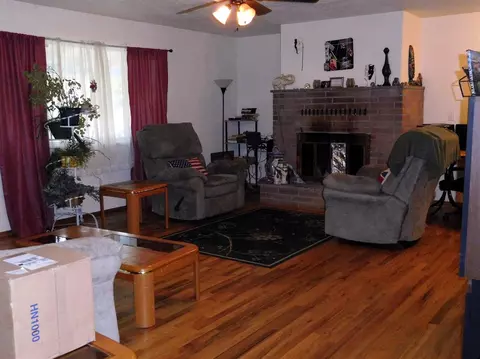 240 E River St, Cave Junction, OR 97523 photo 15