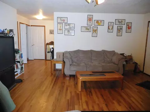 240 E River St, Cave Junction, OR 97523 photo 12