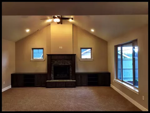 3733 Windgate St, Medford, OR 97504 photo 7