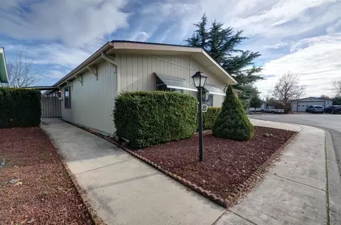 555 Freeman Rd #131, Central Point, OR 97502 photo 4