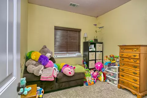 979 Win Way, Eagle Point, OR 97524 photo 12