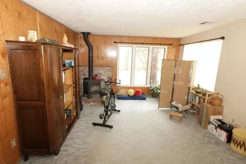 205 Marcy Loop, Grants Pass, OR 97527 photo 3