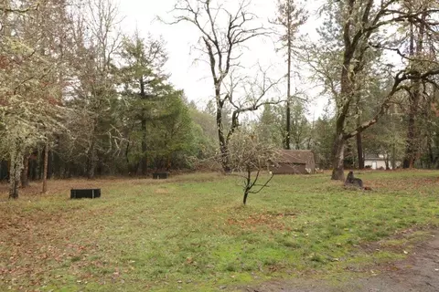 205 Marcy Loop, Grants Pass, OR 97527 photo 16